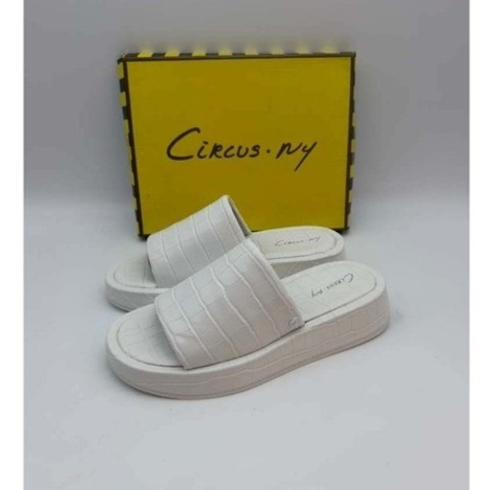 Circus NY by Sam Edelman Slip On Sandals - White - Size 8 - NWT